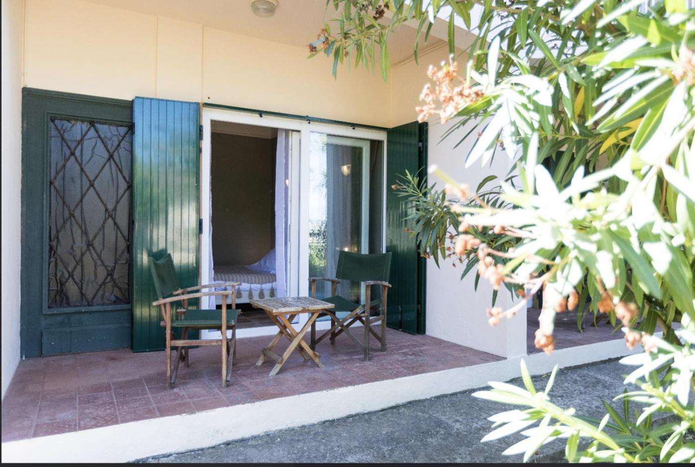 Hotel-Restaurant Le Vieux Moulin Сентури Екстериор снимка