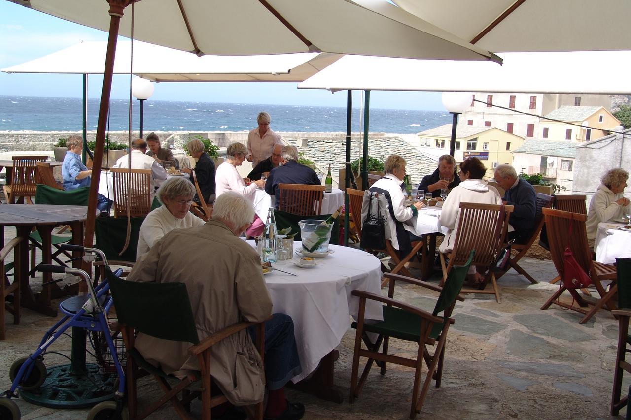 Hotel-Restaurant Le Vieux Moulin Сентури Екстериор снимка