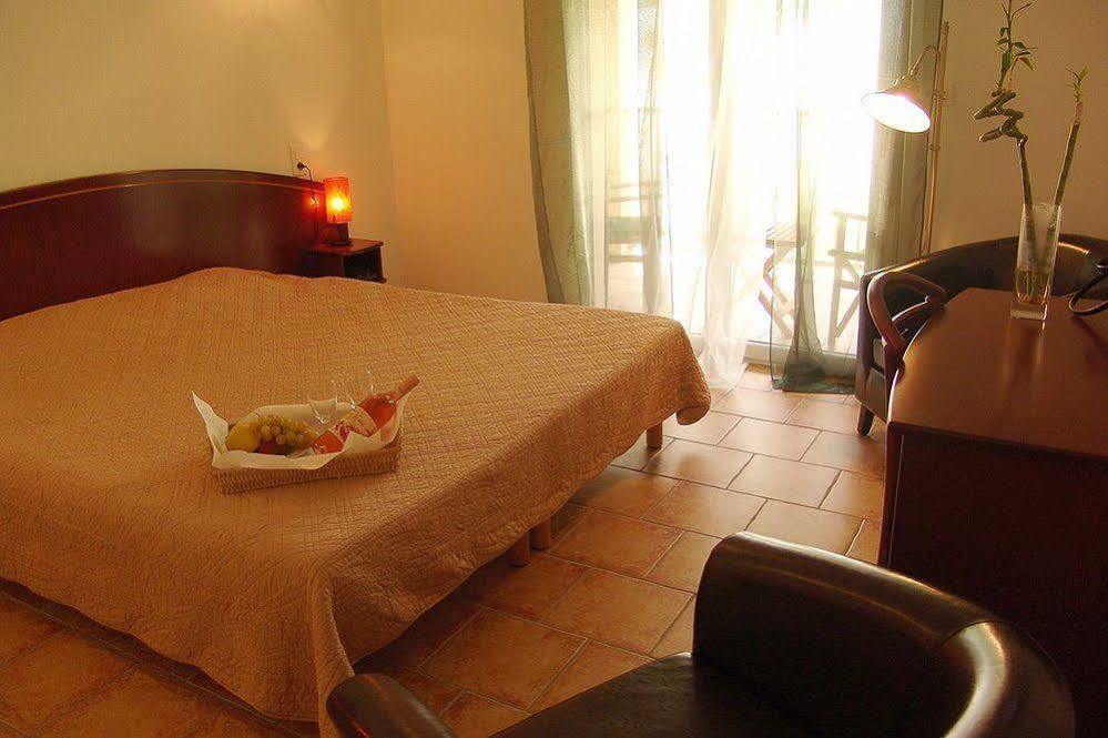Hotel-Restaurant Le Vieux Moulin Сентури Екстериор снимка